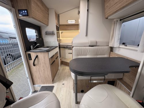 Bavaria Bavaria 650 T Queensbed panel bearlock  photo: 10