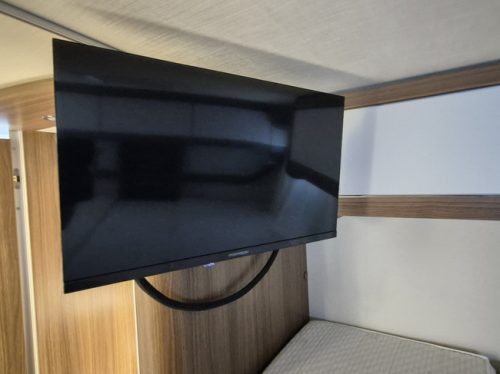 Hymer ML-T 620 163 HP AUTOMATIC 45,588 KM 4400 KG FULLY LOADED 12 MONTHS WARRANTY MERCEDES SPRINTER 416 CDI SINGLE BEDS SOLAR 18 INCH ALLOY WHEELS photo: 18