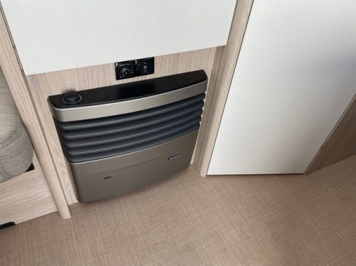 B&uuml;rstner Premio Life 430 TS photo: 5
