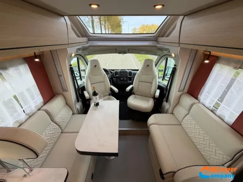 Rapido 666 F Single beds | Automatic photo: 8