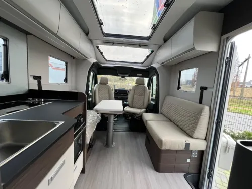 Adria Coral Supreme MB 670 DL LEDER/DAKAIRCONDITIONING  Foto: 13