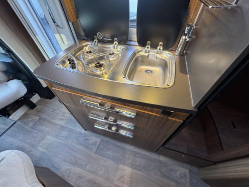 Hymer ML-T 570 Camas individuales compacta foto: 20