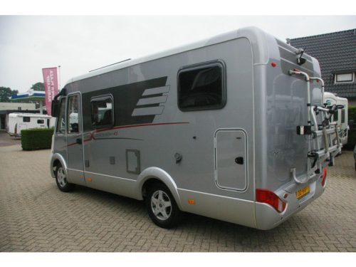 Hymer Exsis-I 522 EX Querbett, XXL Garage. Foto: 3