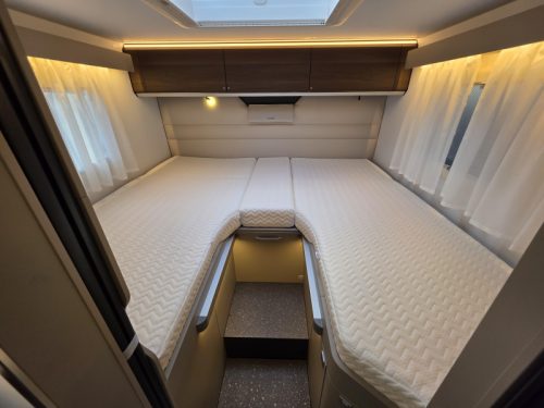 Adria Compact Supreme DL photo: 14