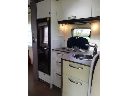 B&uuml;rstner Lyseo Privilege 745 with two luxury pull-down beds photo: 6