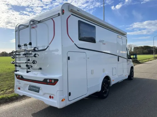 Dethleffs Just Camp 6812 EB 2x Airco, Bicycle carrier photo: 22