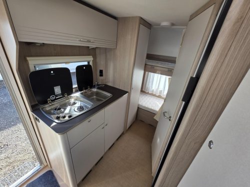 B&uuml;rstner Premio Life 415 TK  photo: 4