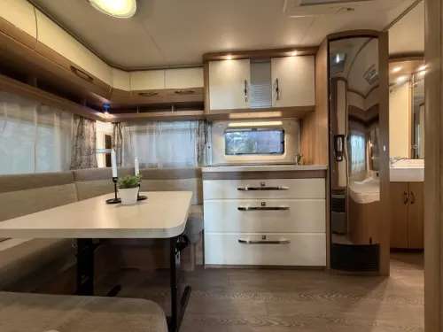 Hobby De Luxe 460 UFE Rangierhilfe / Kassettenmarkise  foto: 11