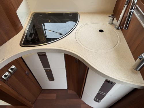 Carthago Chic C-Line I 5.0 QB Queensbed- Mercedes photo: 6