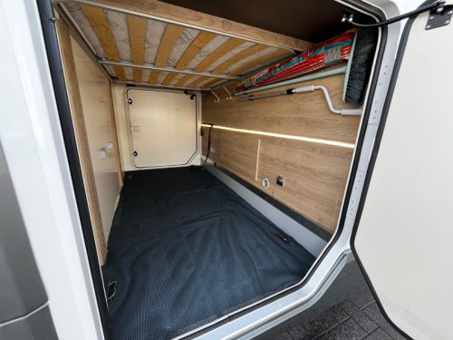 Mobilvetta Kea 90 I A-class Motorhome  photo: 13