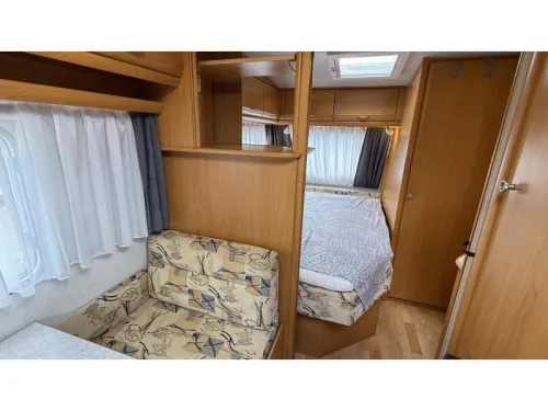 Wilk Stern 400 MD K&uuml;che Mittelsitzgruppe Franz&ouml;sisches Bett Foto: 2
