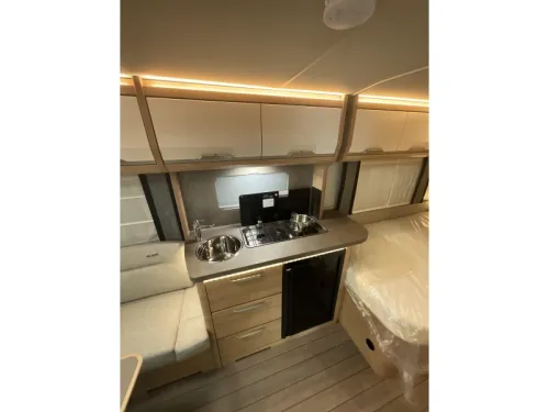 Knaus Sudwind Black Selection 450 FU FLOOR HEATING-MOVER photo: 10