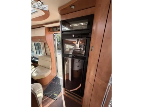 Carthago Chic C-Line I 4.9 LE NO POP-UP BED! photo: 8