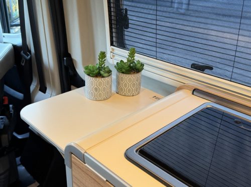 Hymer Yellowstone 640 pop-top roof 160 hp *4 PERSONS* Euro6 Fiat Ducato **Single beds/Pop-top roof with 2 berths/4 seats/Lithium/Sun photo: 18