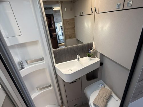 Hymer Exsis 580 T  photo: 23