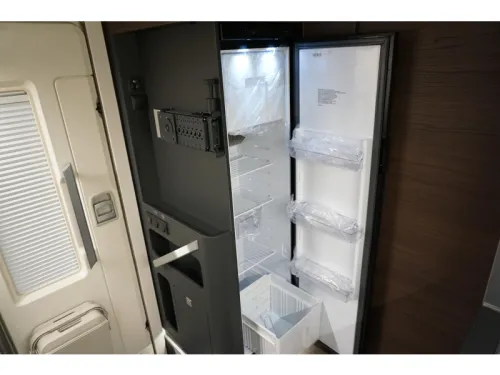 Adria Coral MB Supreme 670 DL Foto: 14