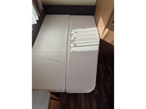 Knaus Sport 450 FU photo: 13