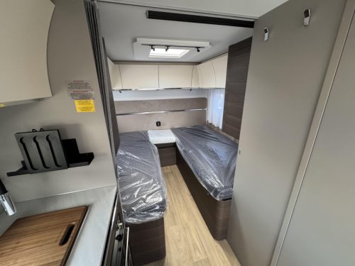 Adria Alpina 583 UL photo : 5
