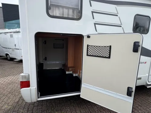 Hymer Van 520 S Single beds space wonder photo: 27