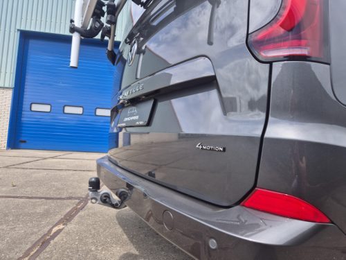 Volkswagen Transporter Caravelle 8-person Pano 4m photo: 7