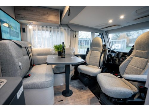 Hymer Exsis I 580 Pure A-class with pop-top roof Hymer Exsis I 580 Pure photo: 21
