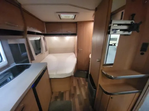 Knaus Sport 450 FU Unico Verona, Rangierhilfe  Foto: 7