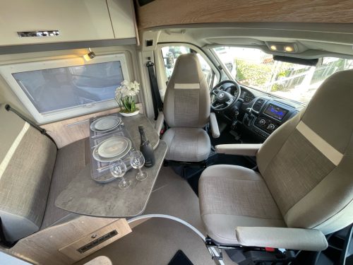 P&ouml;ssl SUMMIT 640 SINGLE BEDS AUTOMATIC VAN CONVERSION photo: 1