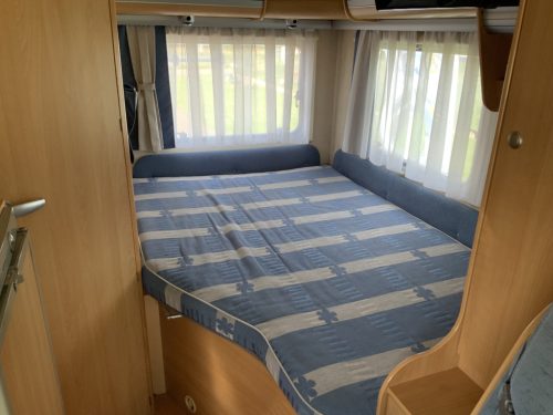 Adria Compact 2.3 MultiJ. 130 PS, Teilintegriert, franz&ouml;sisches Bett hinten, Motorklimaanlage, Anh&auml;ngerkupplung, kleiner Camper, Bj. 2009 Camp centrum on the road Marum Foto: 8