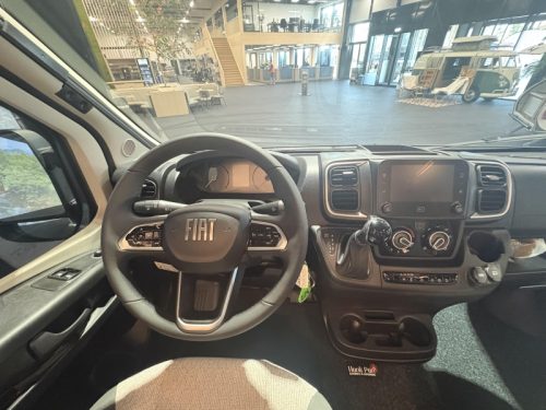 Knaus Van TI Vansation 650 MEG Compact / L-Sitz Foto: 11