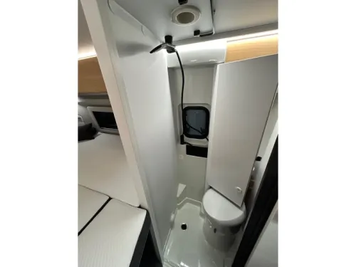 Adria Twin 600 SLB Select Spring Edition automatic photo: 17