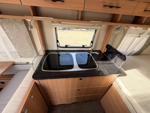 LMC Style 410 D Mover+Awning+Bike+Awning  photo: 9