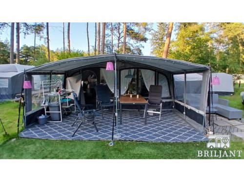Fendt Saphir 470 caravan.. French bed/round seating photo: 11
