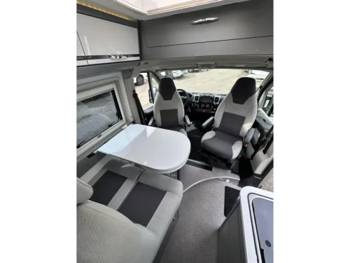 Adria Twin 640 SLX 150 hp solar panel photo: 8