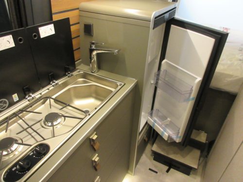 Hymer Grand Canyon S 600 4X4 AUTOMAAT 190 PK Foto: 8