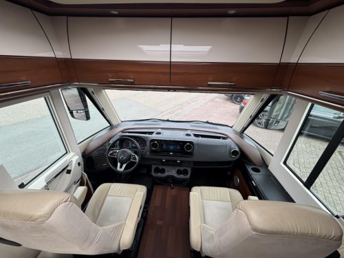 Carthago Chic C-Line I 5.0 QB Queensbed- Mercedes photo: 5