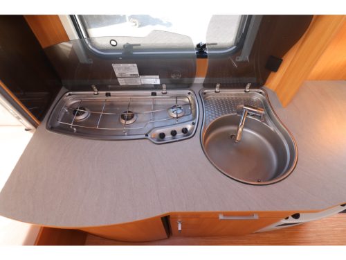 Knaus Sport 420 QD Special/ Mover/ Awning photo: 11
