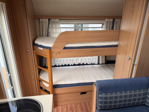 Knaus SUDWIND 550 FSK 250 photo: 9