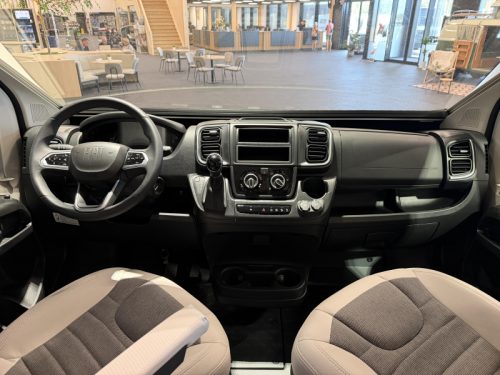 Adria Twin 640 SLB 60 years / automatic photo: 8