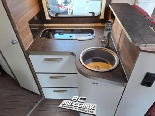 Knaus L!ve Ti 650 MF Cama francesa foto: 6