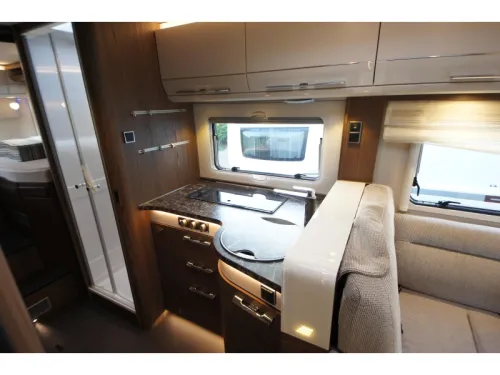 Hymer B 704 SL /Alde heating/Automatic photo: 5