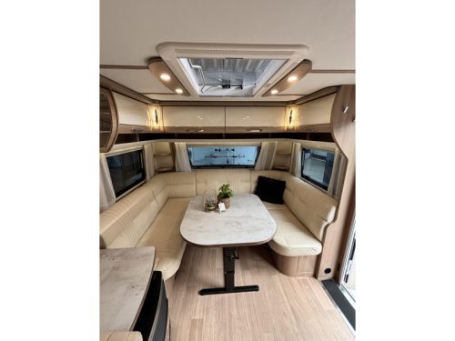 LMC Lord Brillant 690 Mover + Levelsysteem! Foto: 7