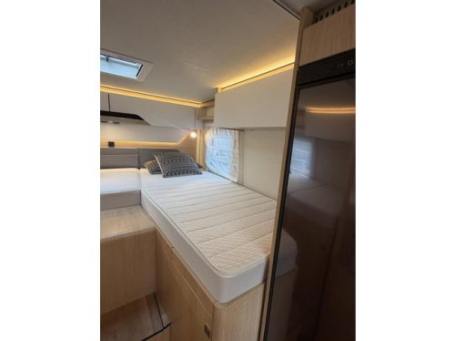 Hymer B600 MC WhiteLine Automaat Enkele Bedden Luifel Grote Garage foto: 20