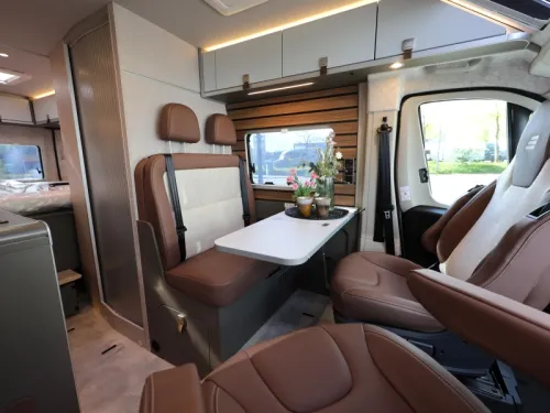 Hymer Yellowstone 640 180hp Automatic WITOMA 50! photo: 7