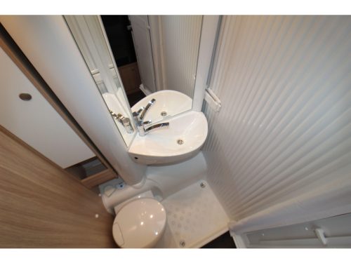 Sunlight T67 Single beds + Pop-top roof  photo: 23