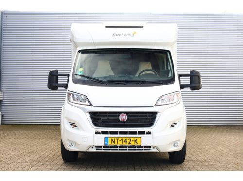 Camping-car Sun Living LIDO AUTOMAAT M45 SL 2017 Automatique 131ch CarPlay Lit escamotable Climatisation stationnaire photo : 10