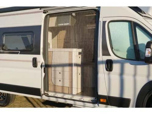 Eura Mobil Van 635 EB Busbiker Foto: 4