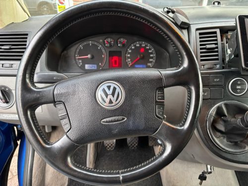 Volkswagen California 2.5 TDI Buscamper | Techniquement en tr&egrave;s bon &eacute;tat ! | Climatisation | Navigation Pioneer | Si&egrave;ges chauffants | Capteur de stationnement | Etc. photo : 19