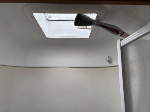 Fiat 230 Hymermobil | Vollintegriert | R&uuml;ckfahrkamera | Anh&auml;ngerkupplung | NAVI | 2 Solarpaneele | Maxvan | Markise | C-F&uuml;hrerschein Foto: 11
