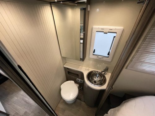 Mobilvetta K-SILVER I-59 Euro 6 Queensbed + Pop-top roof, Air conditioning, TV, Bike rack photo: 23