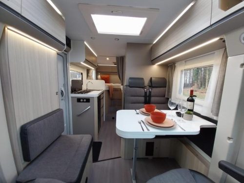 Adria Compact Axess 670 SL, double air conditioning, tow bar photo: 1
